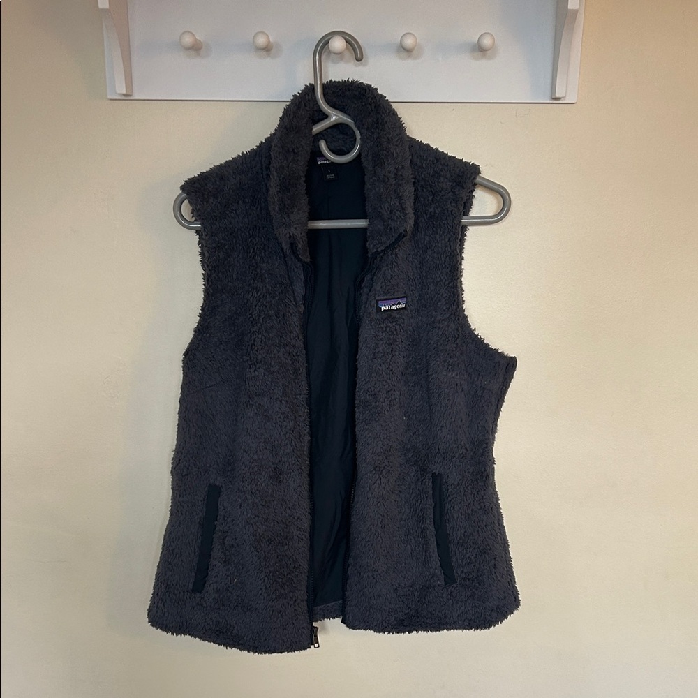 Patagonia Women's Charcoal Gray Fleece Vest